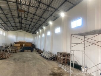 Pronájem skladového prostoru cca 700m2 - 3