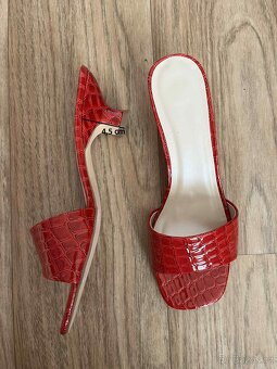 Prodám dámské pantofle-sandálky, málo nošené, vel. 6/7. - 3