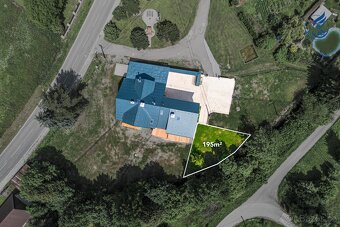 Prodej mezonetového bytu 133 m² s terasou a zahradou - 3