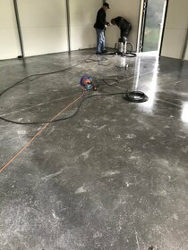 Velká garáž (malý servis) - 3