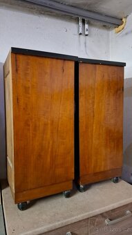 Starožitné noční stolky - 3