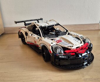 LEGO TECHNIC PORSCHE 911 - 3