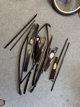 Bmw e61 530xd díly: - 3