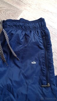 Krásné pánské šusťákové tepláky Nike - 3