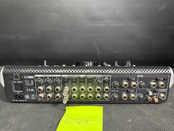 Behringer Control2USB Č21 - 3