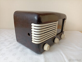 Staré retro bakelitové rádio Tesla Talisman 306U - 3