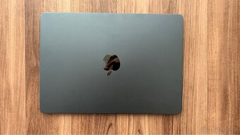 Macbook Air 13” 2022 M2 - 3