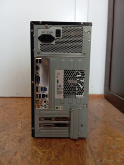 PC - Chieftec - na net, filmy a YouTube. - 3