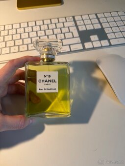 Chanel N 19 - 3