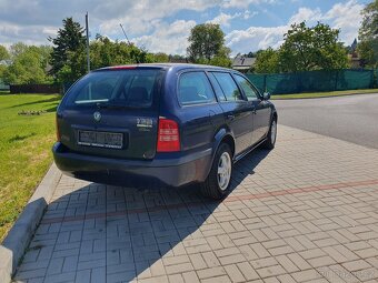 Škoda Octavia 1.6 benzín kombi - 3