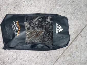 Brankářské fotbalové rukavice Adidas Predator vel. 9 - 3