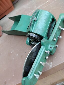Řezačka na Kopřivy - 3