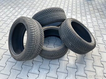 Nokian Tyres Snowproof P 235/45 R18 98V - 3