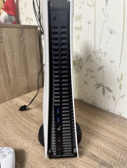 PlayStation 5 s mechanikou - 3