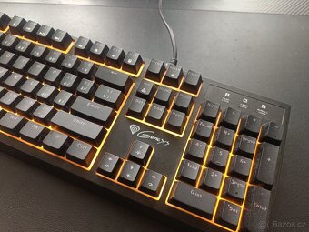 Prodej herního setu Thor 210 + Logitech G102 (možno koupit i - 3