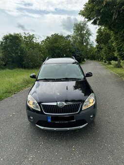 Škoda Roomster Scout 1.2 TSI - 3