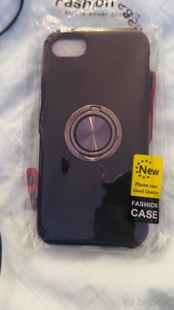 iPhone 7 kryt + handsfree sluchátko s mikrofonem.Cena 150kč - 3