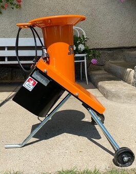 Drtič větví Vares Shark 2,8 kW - 3