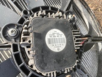 Chladičová stěna - Škoda Octavia II - 3