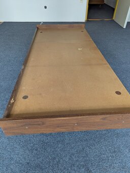 starší postele - pevné - 3