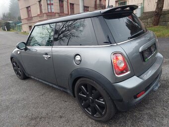 Mini S Cooper R56 - 3