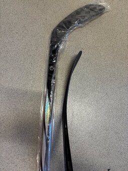 Hokejky Bauer Proto R - 3