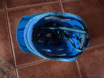 Dětská přilba na kolo, kolobezku - 3