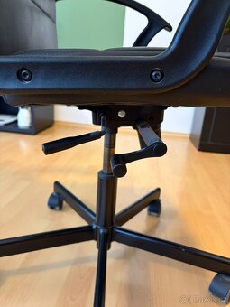 Kancelářská židle - 3