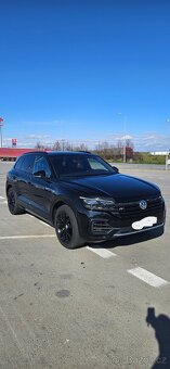 VW TOUAREG 4.0.TDI V8 R-line - 3