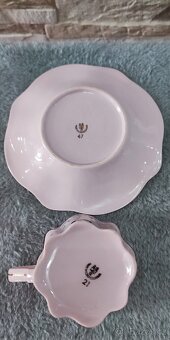 Růžový porcelán,šálek s podšálkem, Chodov - 3