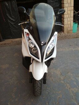Kymco Downtown 300i - 3