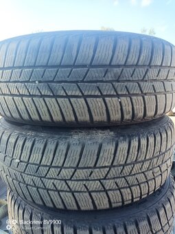 Zimní Pneumatiky Barum 185/60 R14 na disku Fabia 5x100. - 3