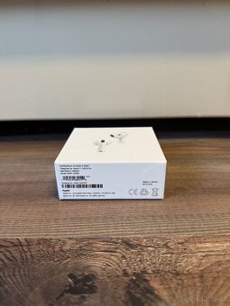 AirPods 4 ANC (potlačování hluku) - 3