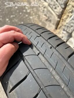 Pneu Michelin 15” - 3