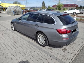 BMW 530XD 2015 na přihlášení - 3