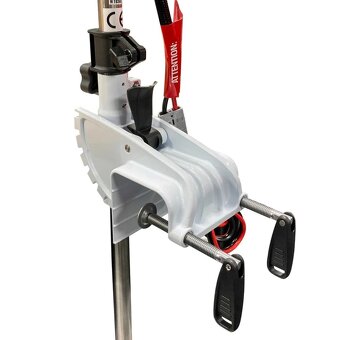 PRODÁM BEZÚHLÍKOVÝ ELEKTRICKÝ ZÁVĚSNÝ MOTOR WATERSNAKE 70LB - 3