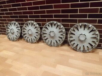 Poklice VW 16" Sada - 3