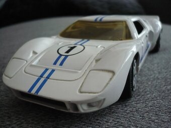 1:24 model majorette ford GT 40 (1/24) - 3