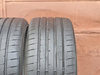 Letní Goodyear 245/35/20 - 3