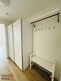 Pronájem, byty/1+kk, 22 m2, Čenětická 2413/1, 14900 Praha, H - 3