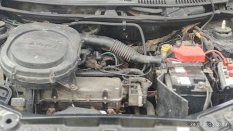 prodám díly z tohoto vozu levně fiat punto tv 20003 - 3