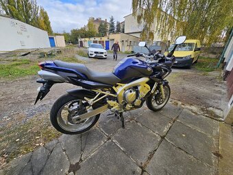 Yamaha Fazer 600 - 3