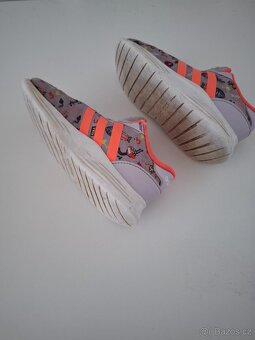 Tenisky Addidas s bílou podrážkou vel. 27 + Balíkovna 50Kč - 3