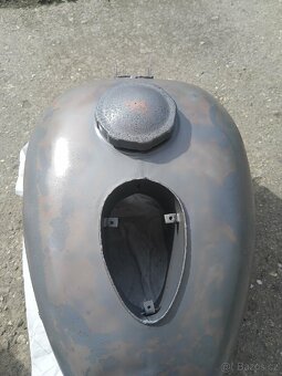 Nádrž Jawa ČZ asi malá kyvačka - 3