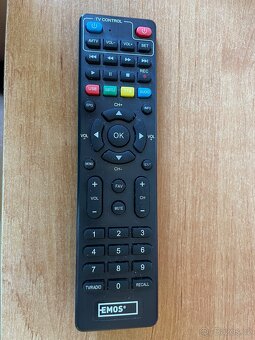 Daruji set top box EMOS EM190-S včetně DO - 3