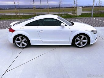 Audi TT 2.0TDi S-Line Quattro ANGLIČAN - 3