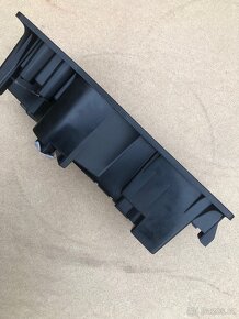 Plato do kufru toyota AYGO 2016 - 3