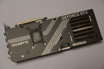 RTX 5070 Ti Gigabyte Windforce OC SFF - 3