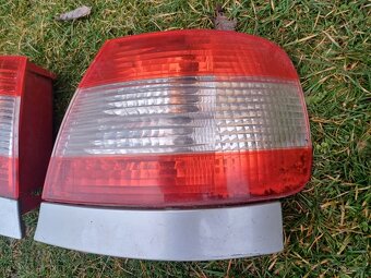 Zadní světla Audi A4 B5 - 3