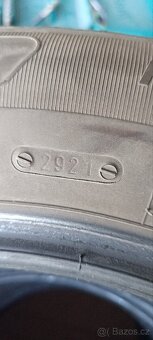 Zimní pneu říjen 215/60/16 - 3